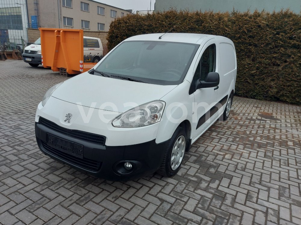 Online aukce: PEUGEOT Partner