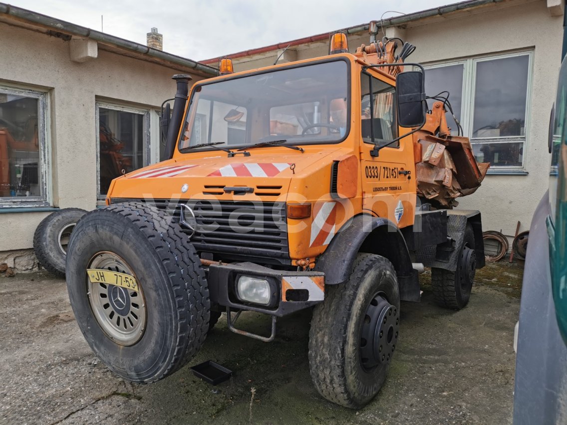 Online aukce: MERCEDES-BENZ  UNIMOG U 1700 4X4 + FRÉZA