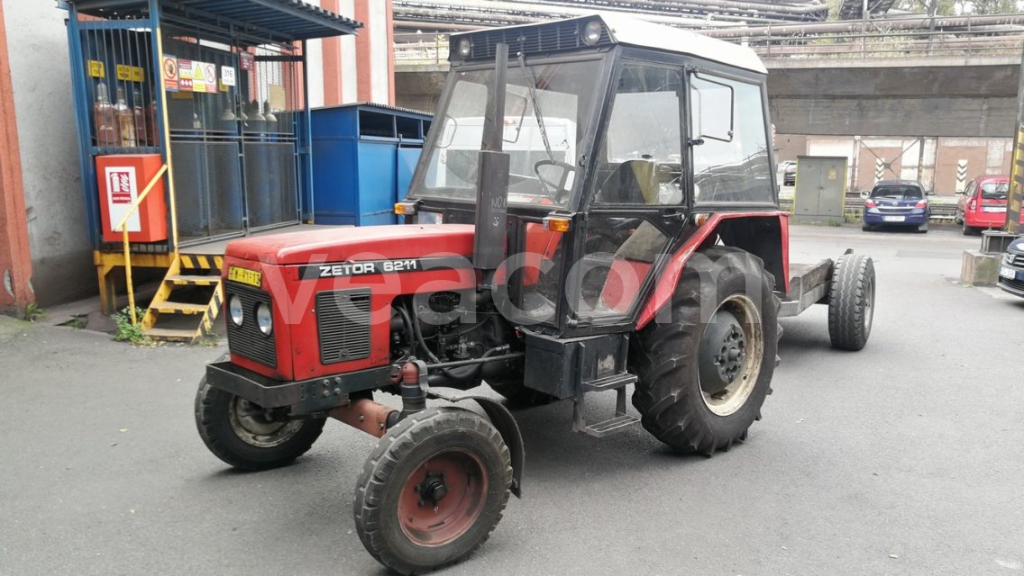 Online auction: ZETOR  6211