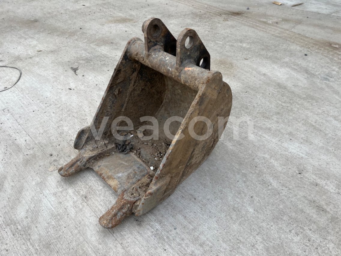 Online-Versteigerung:   PODKOPOVÁ LYŽICA 300MM NA JCB 8008