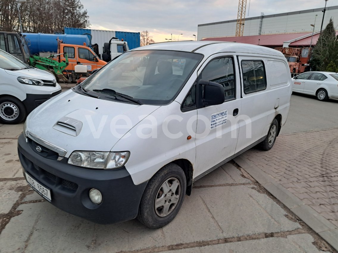 Online árverés: HYUNDAI  H-1