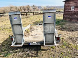 Aukcja internetowa:   MEREDITH AND EYRE