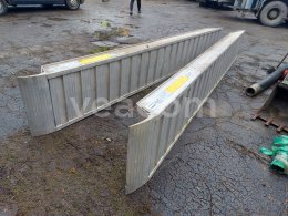 Online aukce:  HLINÍKOVÉ NÁJEZDY LIPATECH