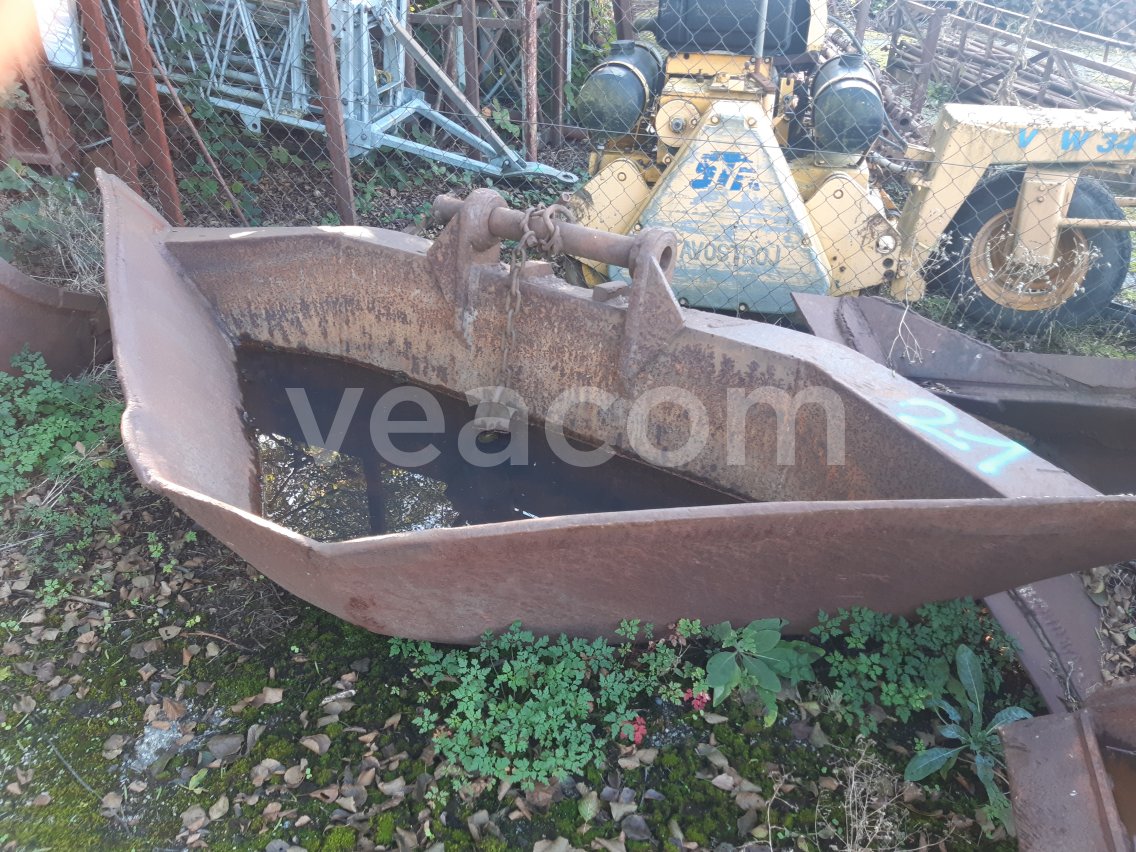 Online aukce:   Lopata 300cm