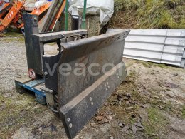 Online árverés:   RADLICE NA SNÍH ZNAČKY KOVACO