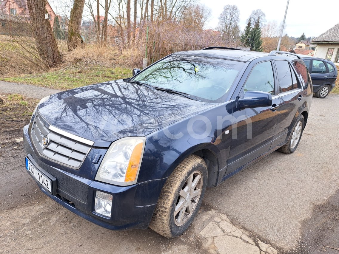 Aukcja internetowa: CADILLAC  SRX 3.6