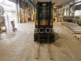 Online auction:   HYSTER 2,5 FT