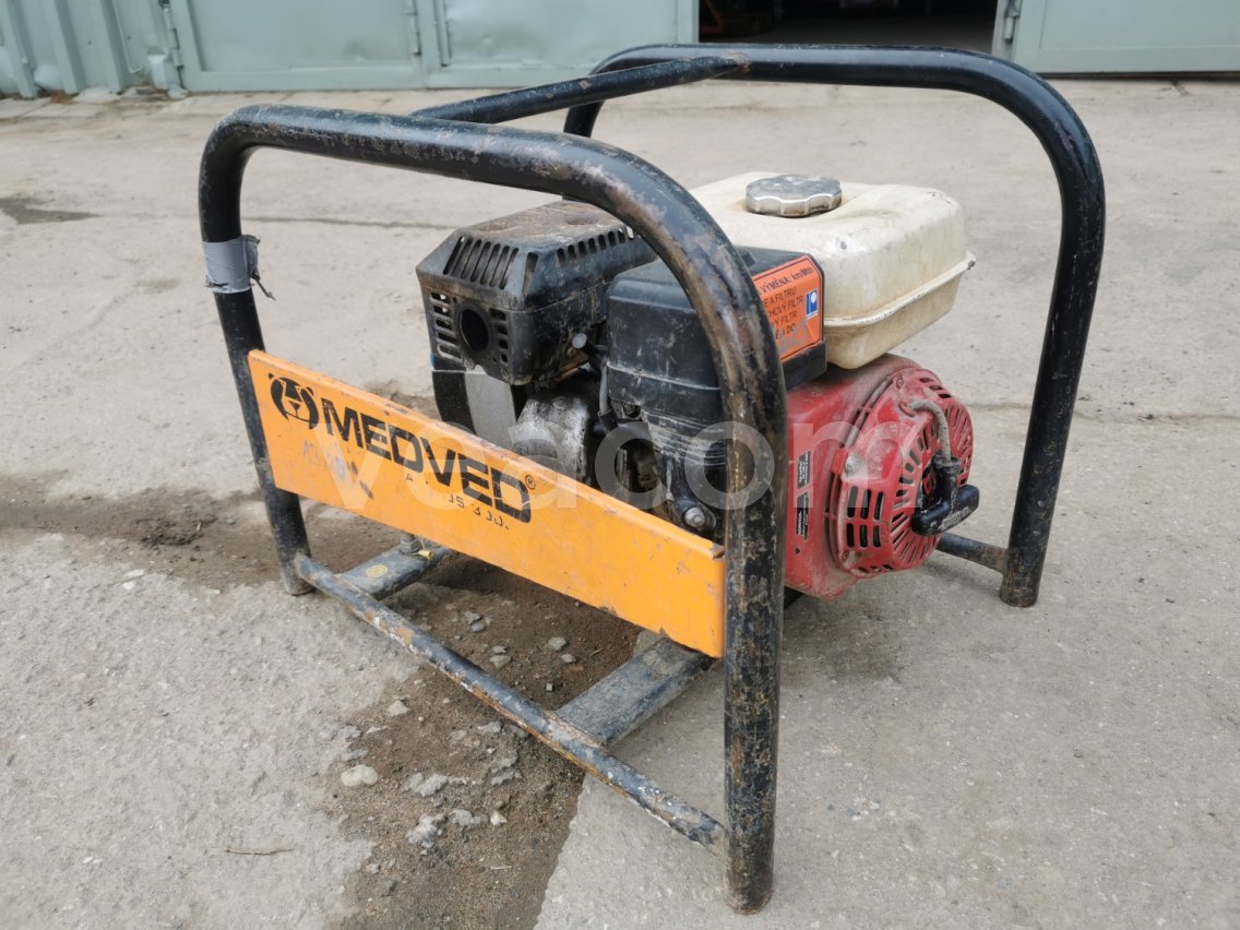 Online auction:   MEDVED ARCTOS 3000