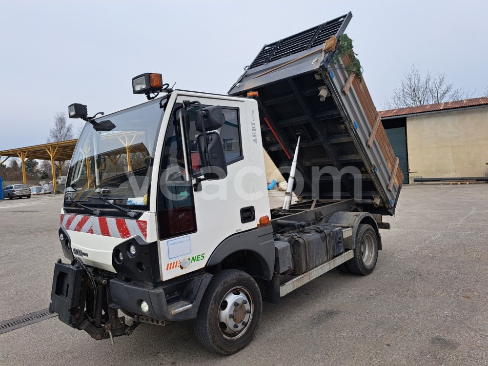 Online aukce:  AEBI MT720 -S 4X4