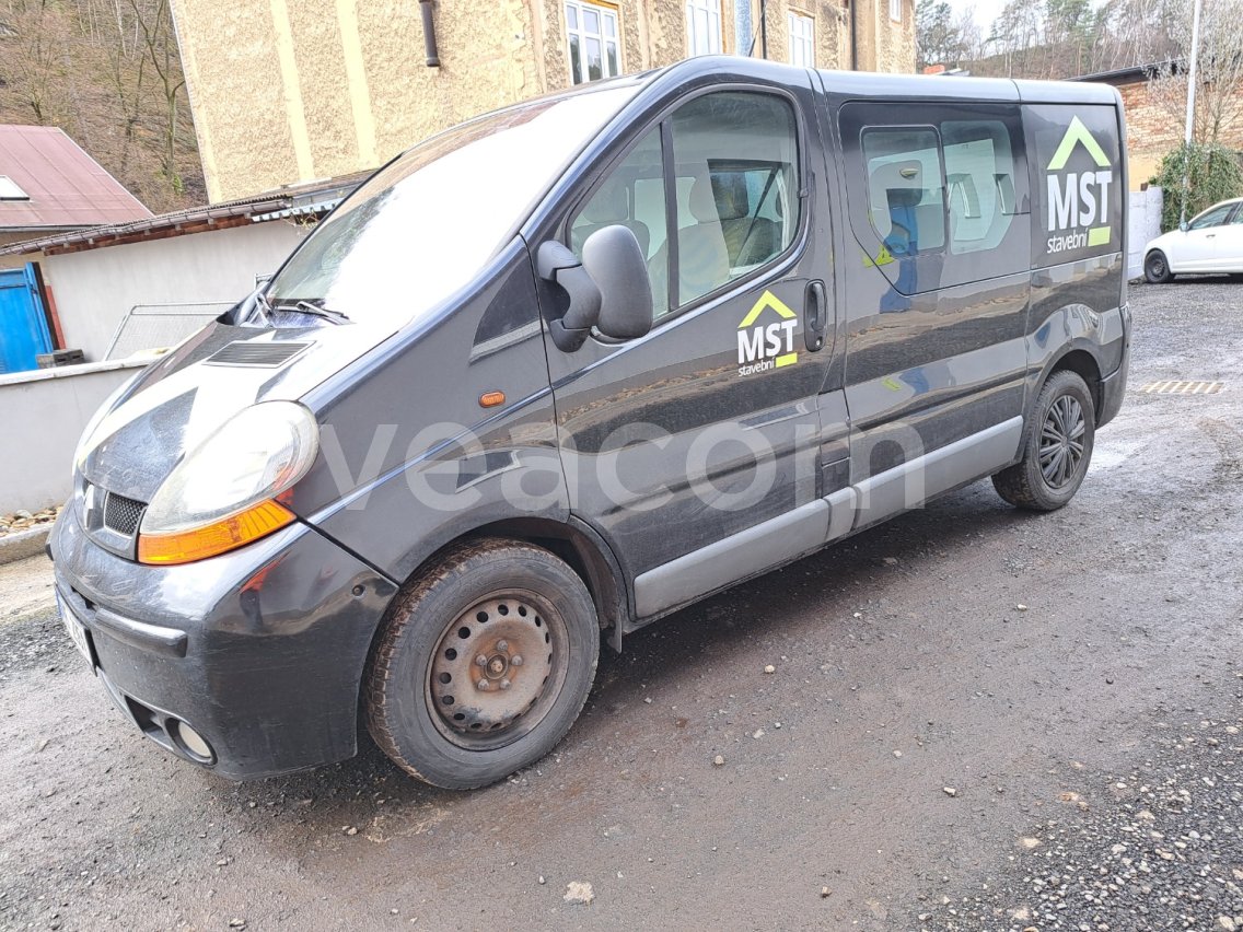 Online aukce: RENAULT  TRAFIC