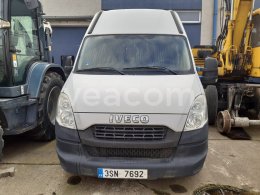 Online auction: IVECO  35C15