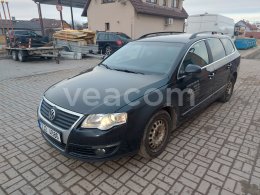 Online aukce: VOLKSWAGEN  PASSAT