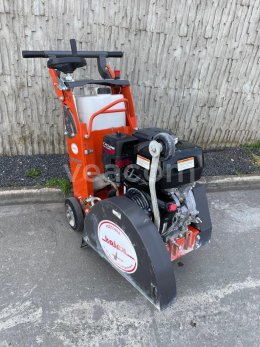 Online aukce:  HUSQVARNA FS 400 LV
