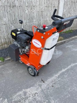 Online árverés:   HUSQVARNA FS 400 LV