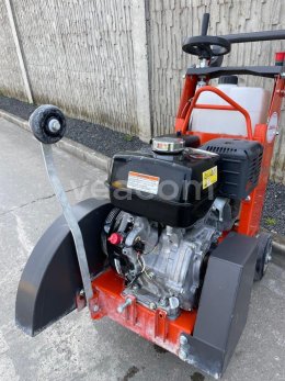 Online árverés:   HUSQVARNA FS 400 LV