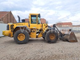 Online aukce: VOLVO  L 120 E