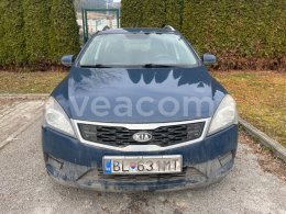 Online auction: KIA  CEED