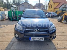 Online auction: TOYOTA  RAV4