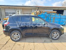 Online auction: TOYOTA  RAV4