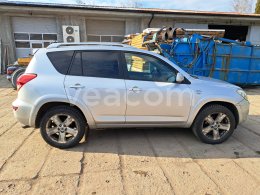 Online aukce: TOYOTA  RAV4