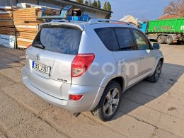 Online aukce: TOYOTA  RAV4