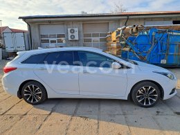 Online aukce: HYUNDAI  I40