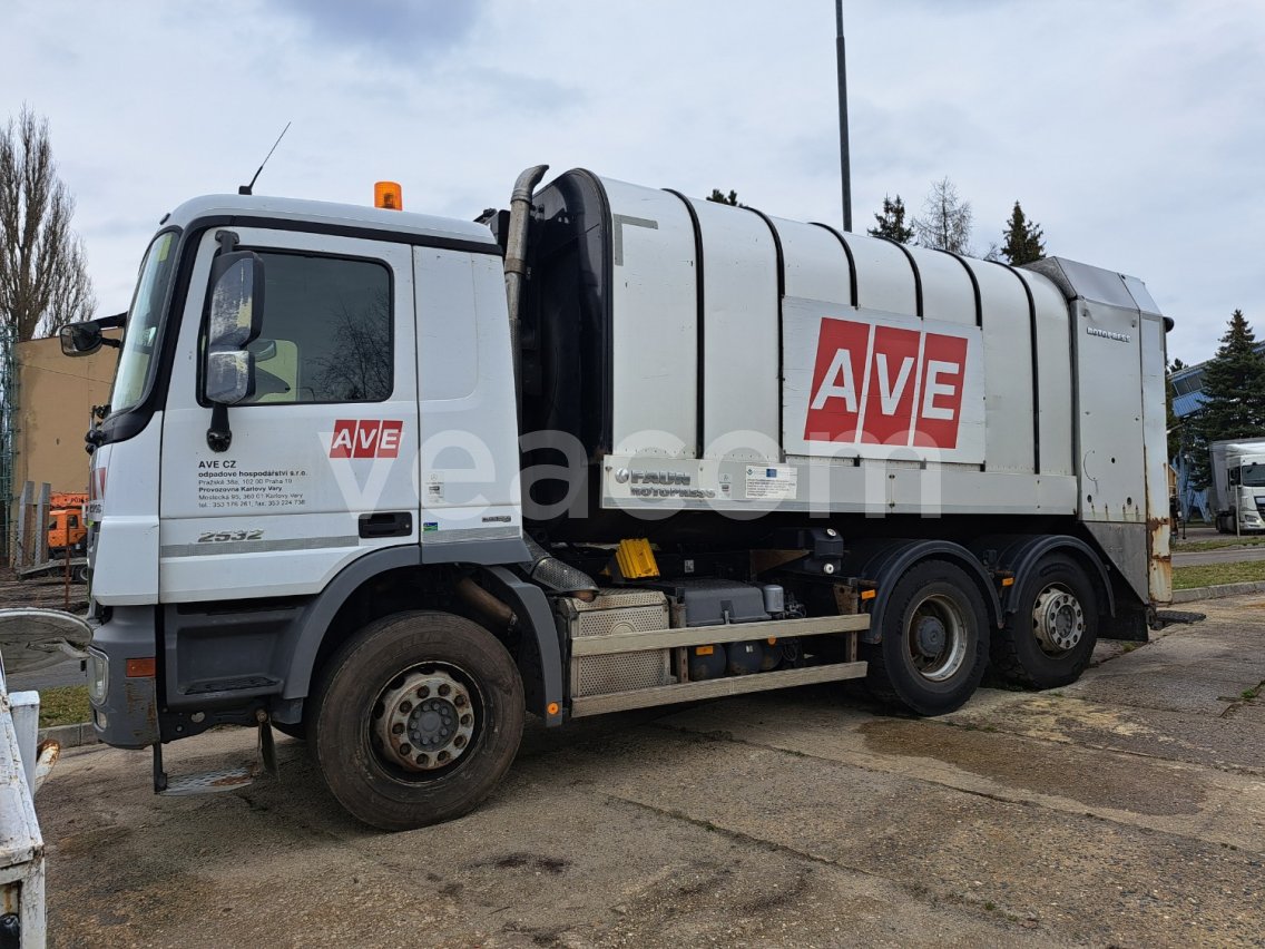 Aukcja internetowa: MERCEDES-BENZ  ACTROS 2532 L