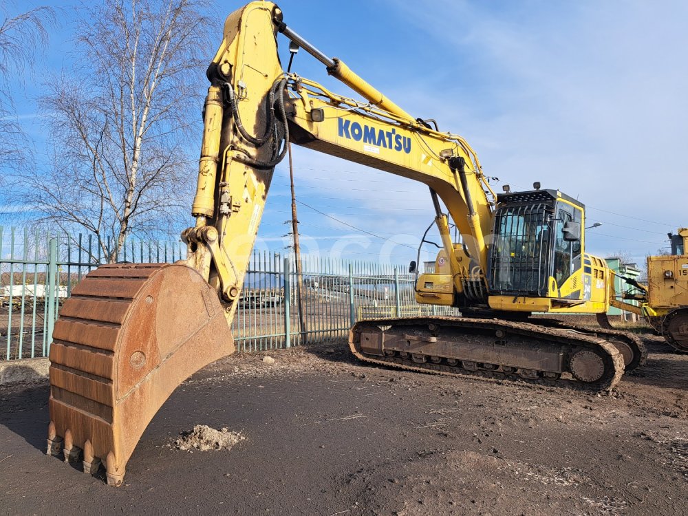 Online aukce: KOMATSU  PC 240