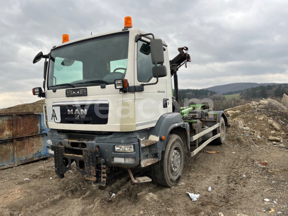 Aukcja internetowa: MAN  TGM 18.250 4X4 BB + HR