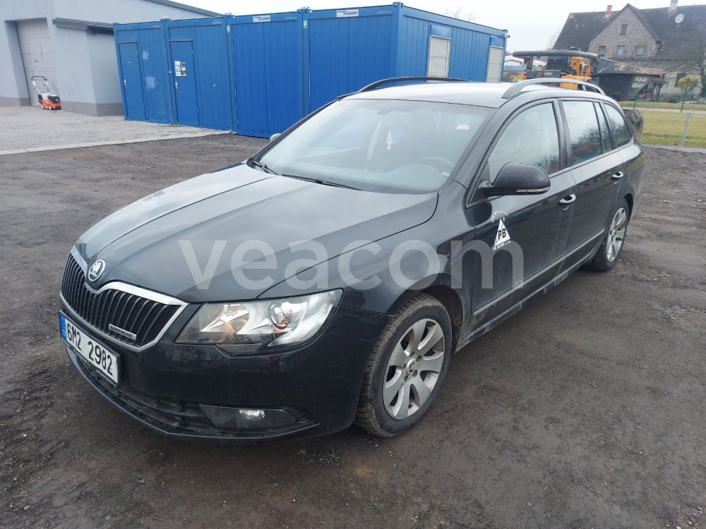 Online aukce: ŠKODA  SUPERB