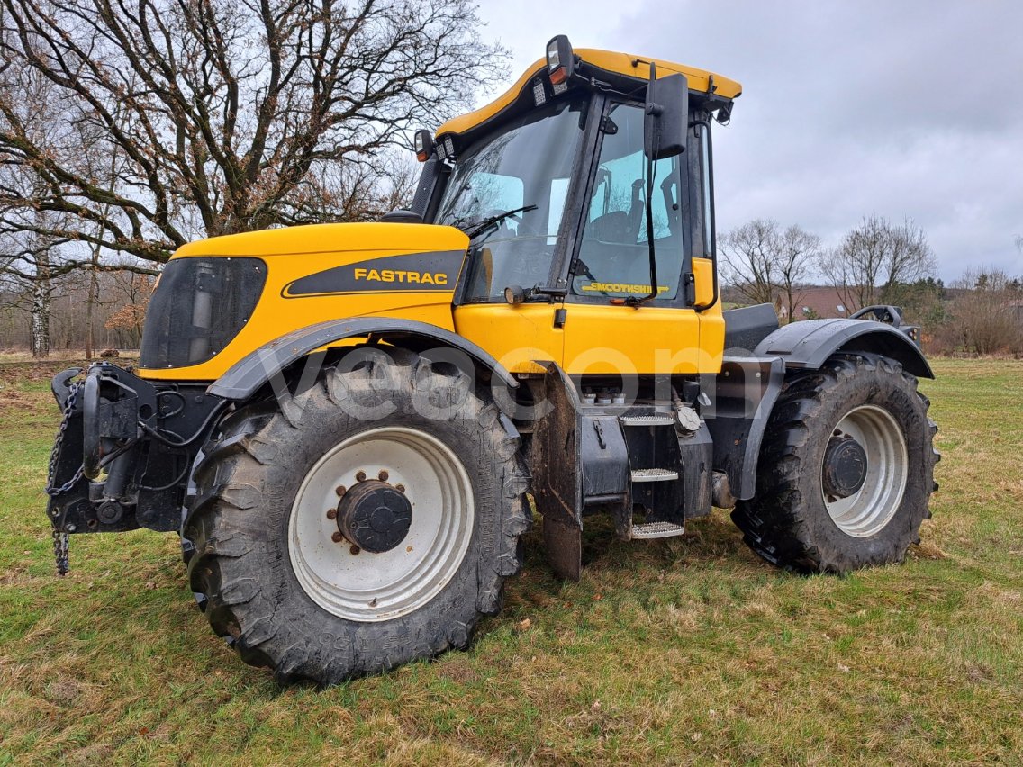 Online auction: JCB  FASTRAC HMV 3220