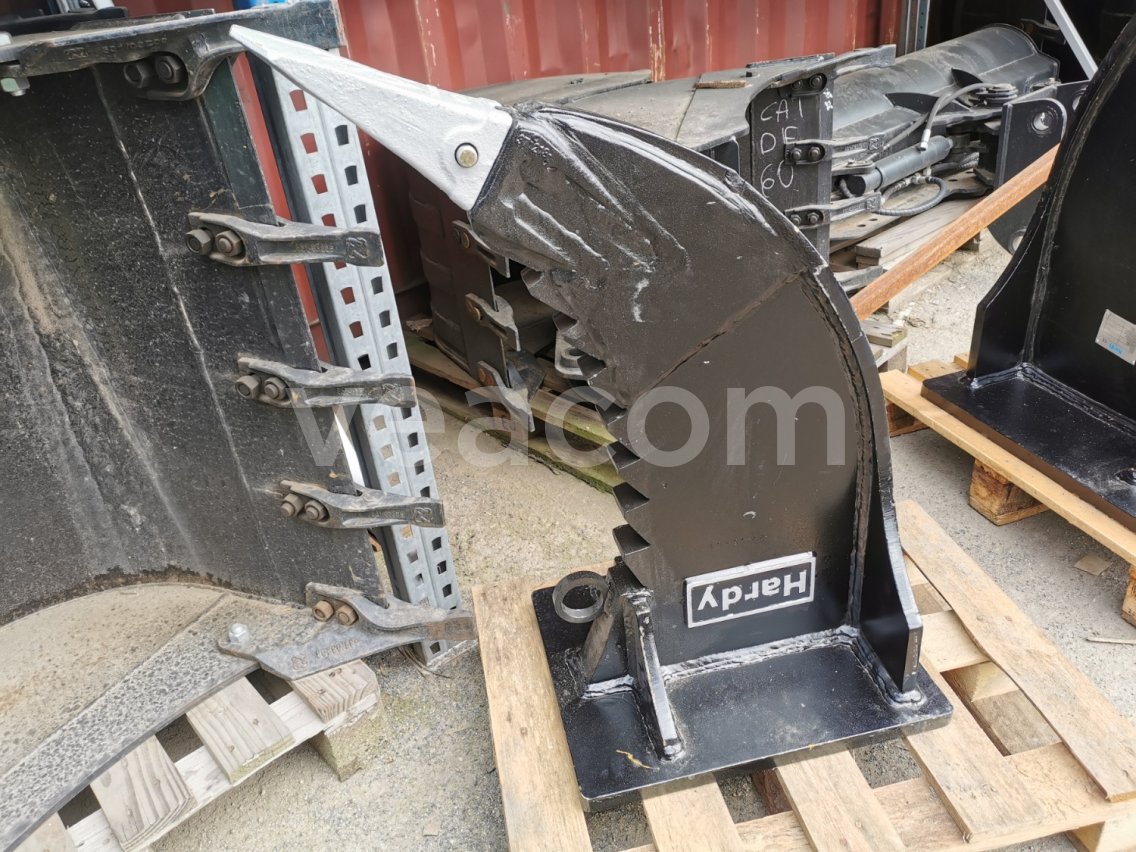 Online aukce:   ROZRÝVACI TRN HARDY RP06 PRO NOSIČ 12-16 TUN