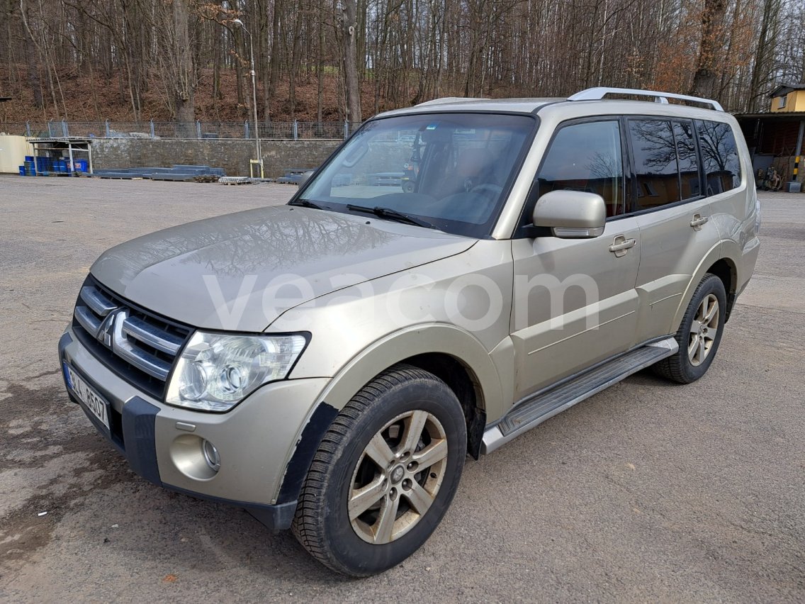 Online árverés: MITSUBISHI  PAJERO 4X4