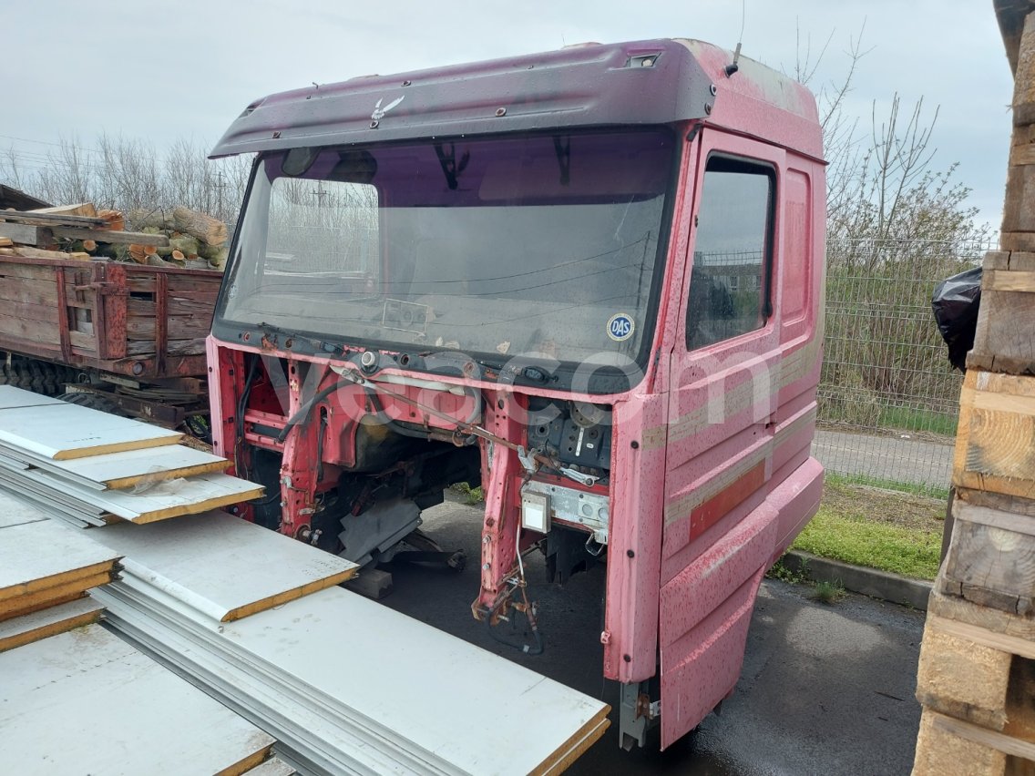 Online-Versteigerung: SCANIA  KABINA 143