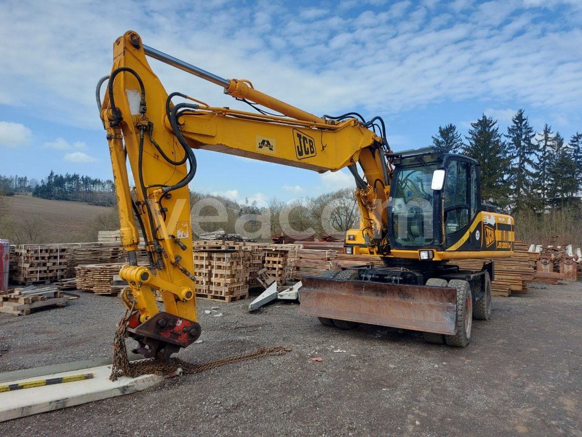 Online árverés: JCB  JS 200 W