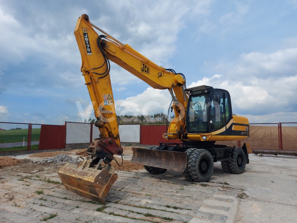 Online aukce: JCB  JS 175 W