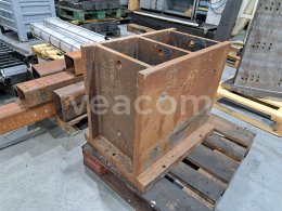 Online aukce:   DVOUSTRANNÁ UPÍNACÍ DESKA NA HORIZONTÁLNÍ OBRÁBĚCÍ STROJ 530 X 600 MM