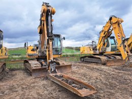 Online-Versteigerung: LIEBHERR  R900