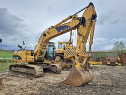 Online aukce: CATERPILLAR  324D