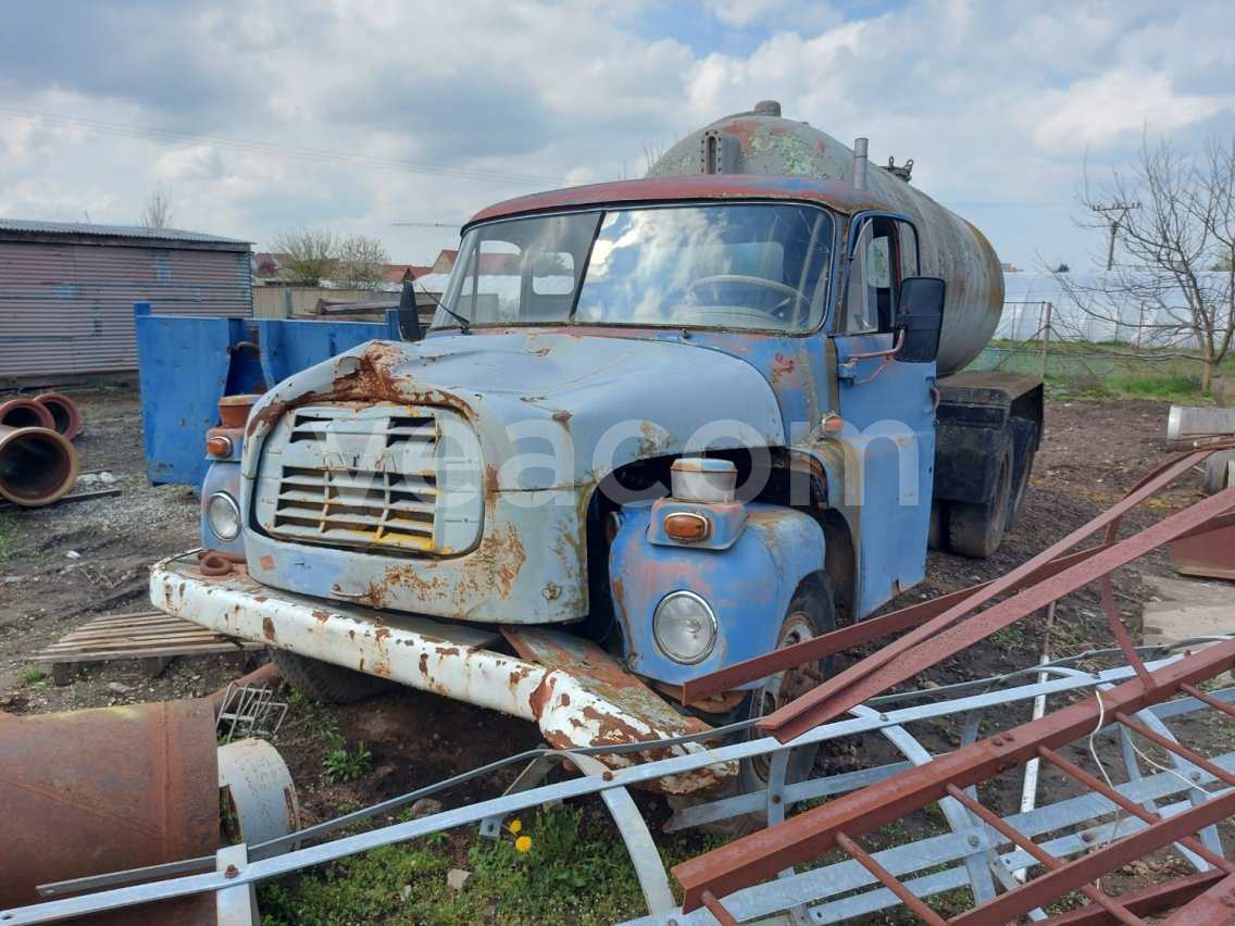 Online auction: TATRA  148