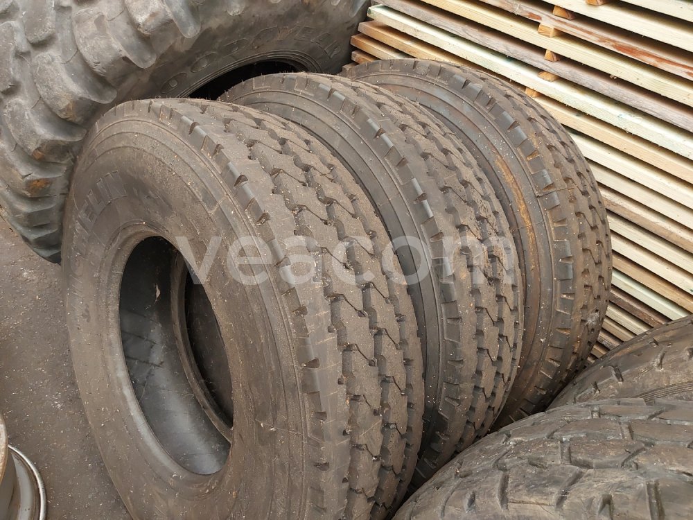 Online aukce:  3KS PNEU MICHELIN XZY-2, R: 13R22.5 XZY-2
