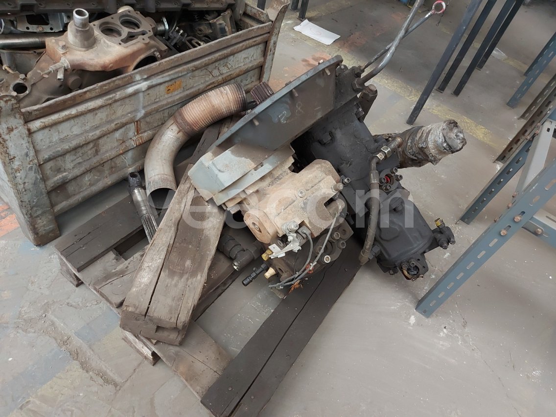 Online aukce:   HYDROSTATICKÝ MĚNIČ NA LIEBHERR L574