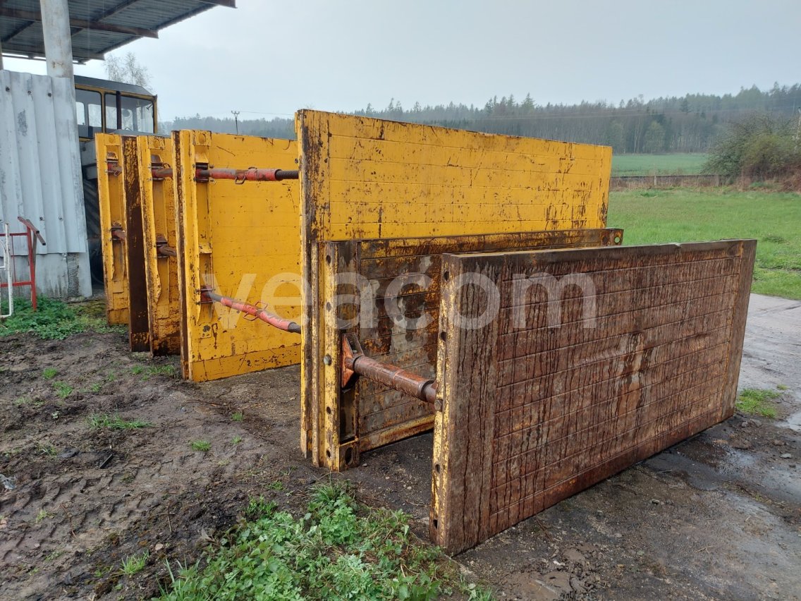 Online aukce:   PAŽÍCÍ BOX - 1KS (300X130CM)