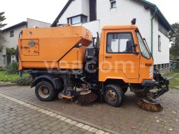 Online auction: MULTICAR  M26