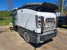 Online auction: JOHNSTON  CN200 SWEEPER