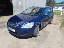 Online-Versteigerung: KIA  CEED