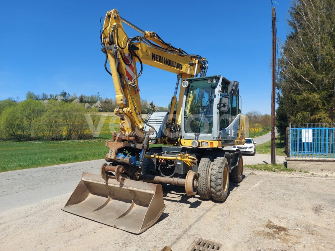 Online árverés: NEW HOLLAND  MH PLUS