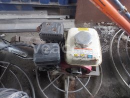 Online aukce:   BETONOVÁ STĚRKA DYNAPAC BG21G (IČ: 0018463)