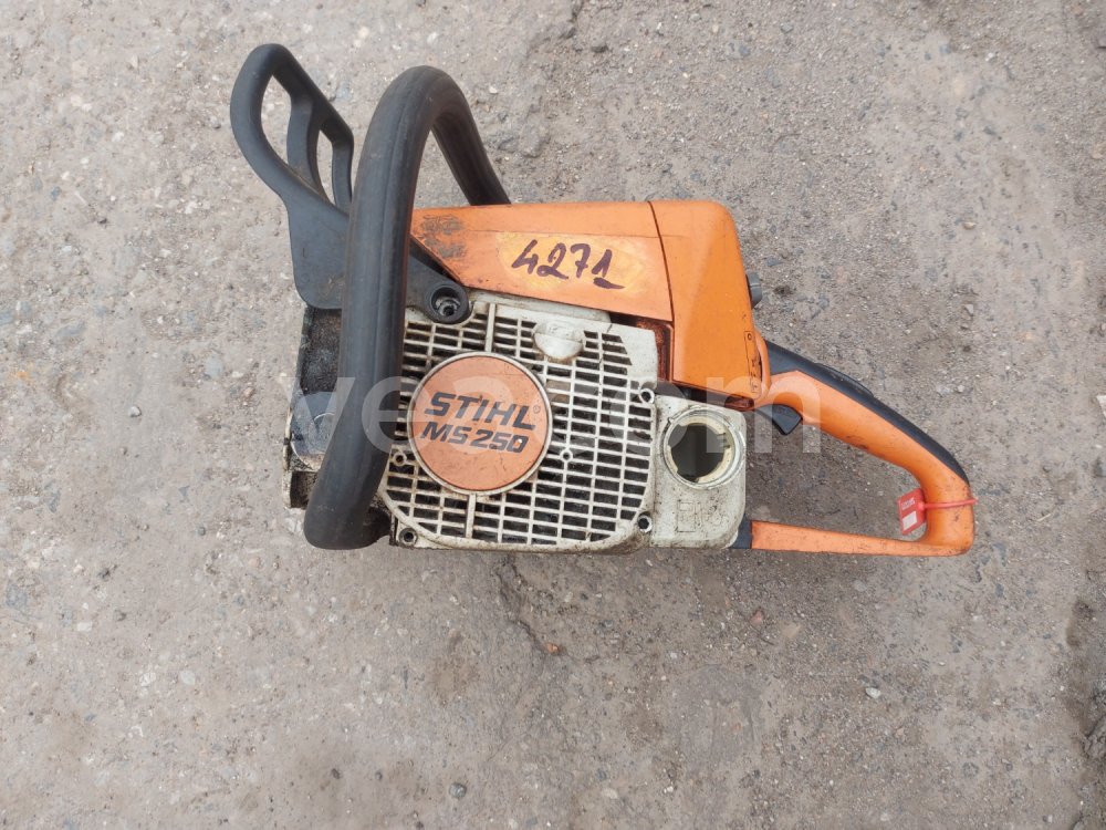 Online aukce:  MOTOROVÁ PILA STIHL MS250/C - TORZO (IČ: N0004271)