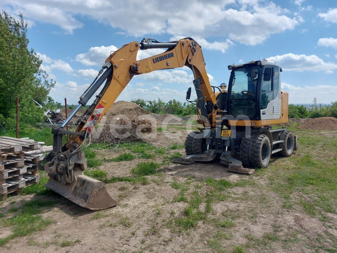 Online aukce: LIEBHERR  A 912 COMPACT
